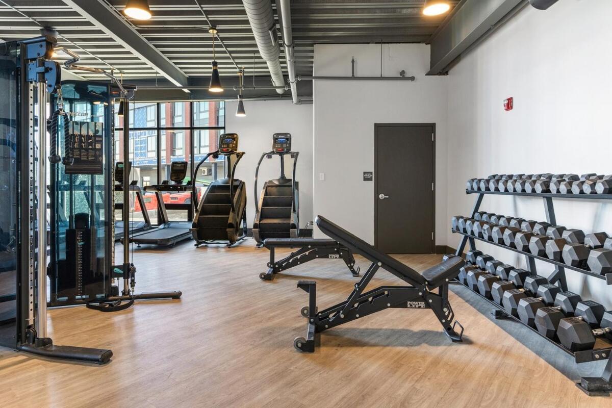 Apartment Sleeps 4! Workspace Close To Brooklyn Bowl, Fillmore