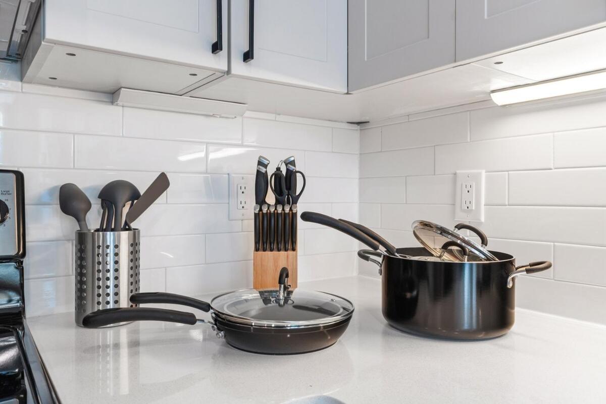 Sleeps 4! Workspace Close To Brooklyn Bowl, Fillmore *